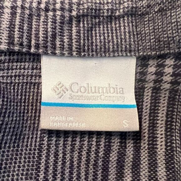 3 for $30! Columbia cotton blend button down shirt - Picture 3 of 7